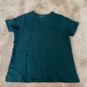 *LIGHTLY USED* Mandala Scrub Top